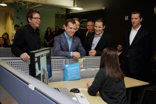 Дмитрий Медведев в офисе "Твиттера"