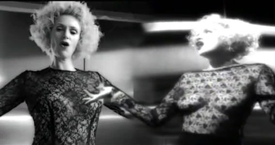 Мадонне понравилась пародия на ее клип Vogue (Видео)