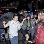 Uma2rmaH - танцы под проливным дождем