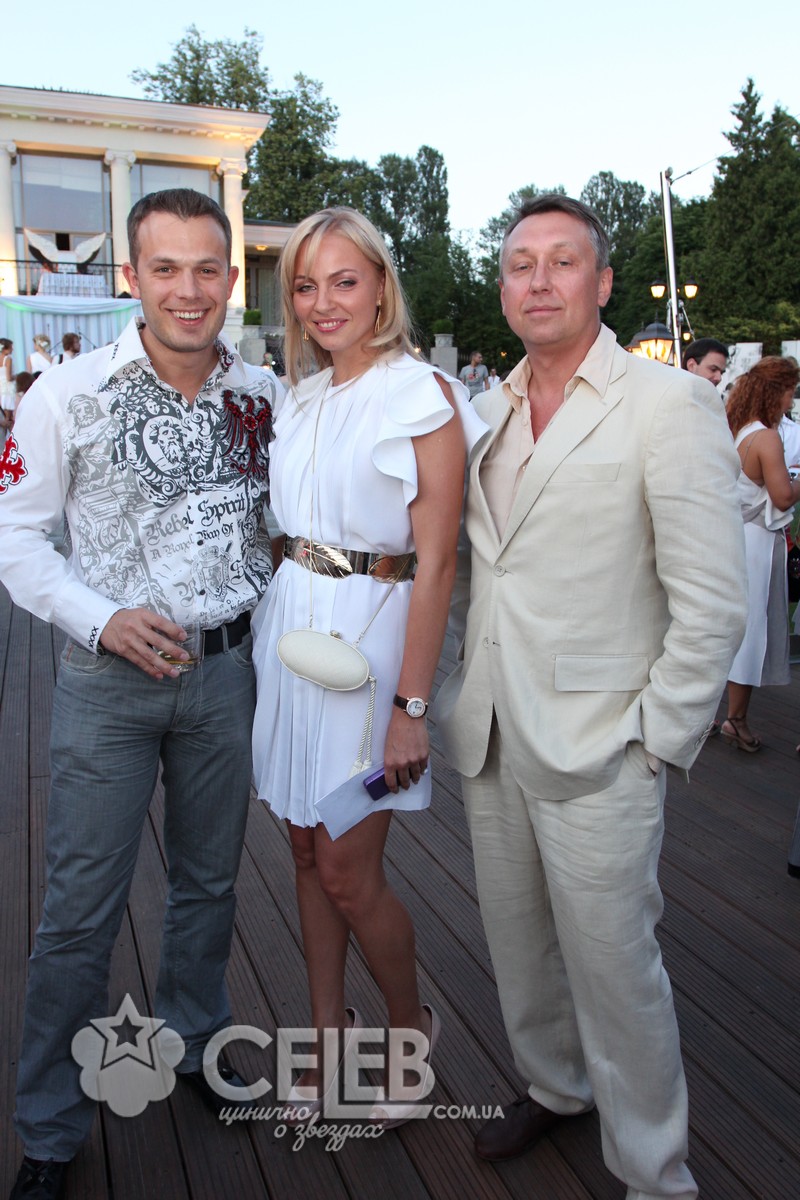 Семен Горов поставил “Лебединое озеро” и представил его на открытии летней терассы ресторана “Прага” (ФОТО)