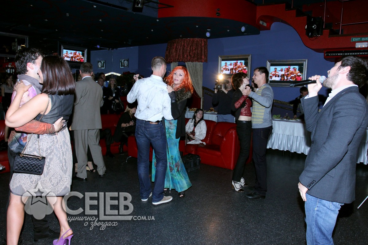 Ирина Билык танцует медляк (ФОТО)