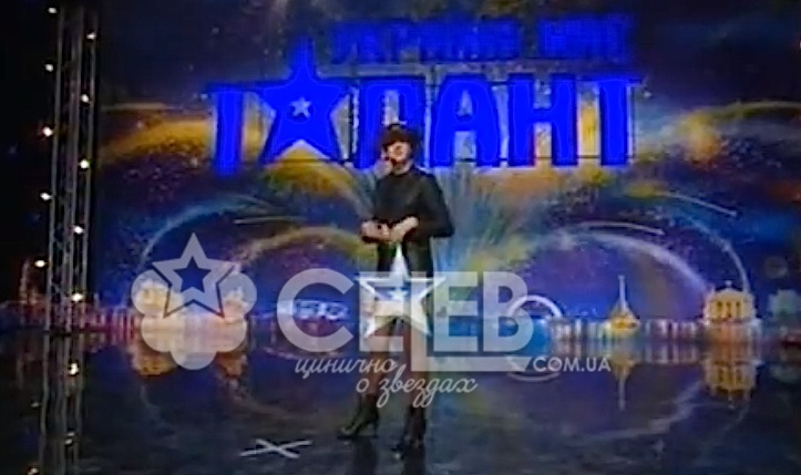 Україна має талант 3: Яма спрятался под столом от МиссМэна (ВИДЕО)